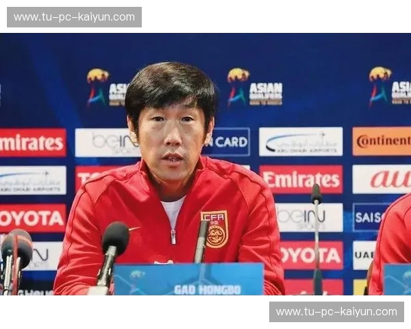 大漠争锋：当巴比伦雄狮遇上波斯湾珍珠，谁才是亚洲足球的真命天子？